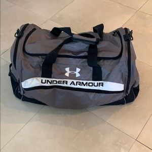 Under armour extra large duffel bag